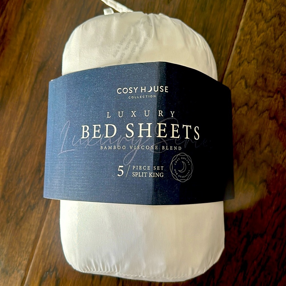 LUXURY BEDSHEETS - NWT - 5 Piece SPLIT KING - CRISP WHITE
